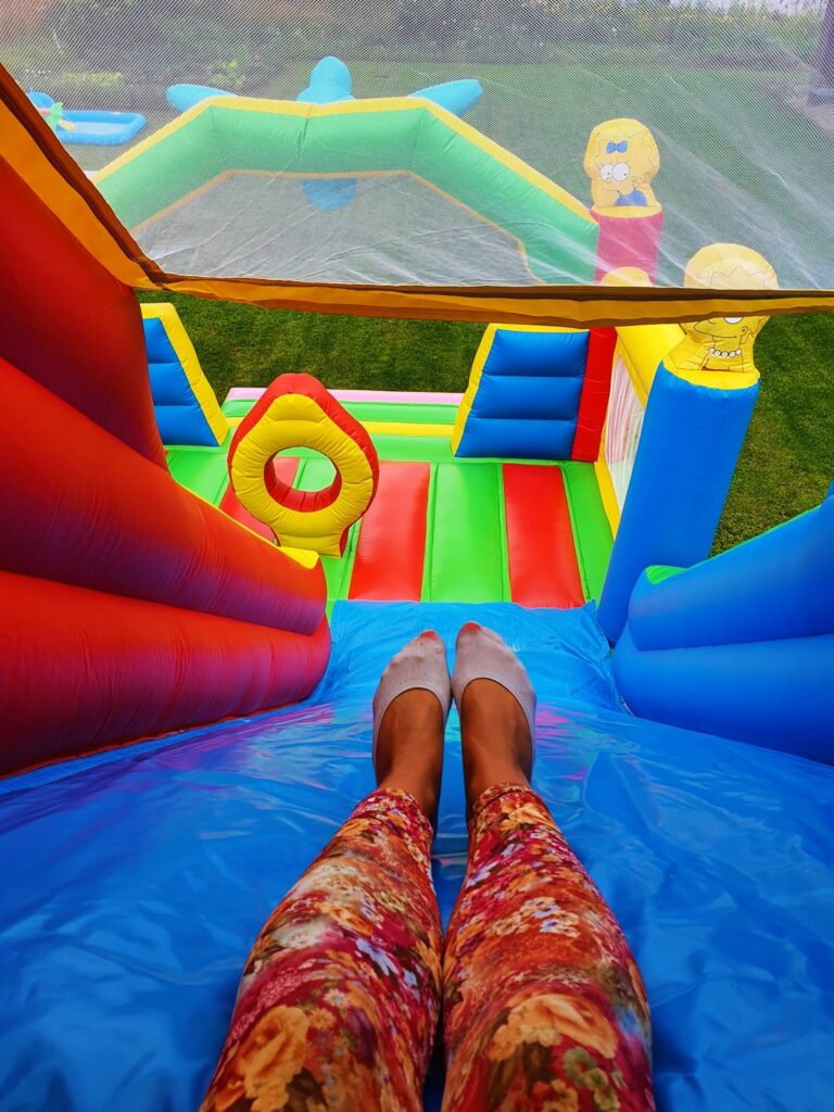 Batutų nuoma Šiauliuose. Pristatome! Visoms jūsų šventėms - linksmybės -garantuotos!